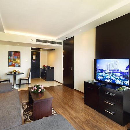 Hycinth Hotels Thiruvananthapuram Kültér fotó