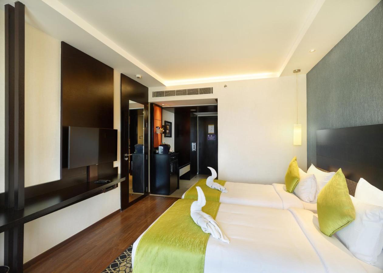 Hycinth Hotels Thiruvananthapuram Kültér fotó