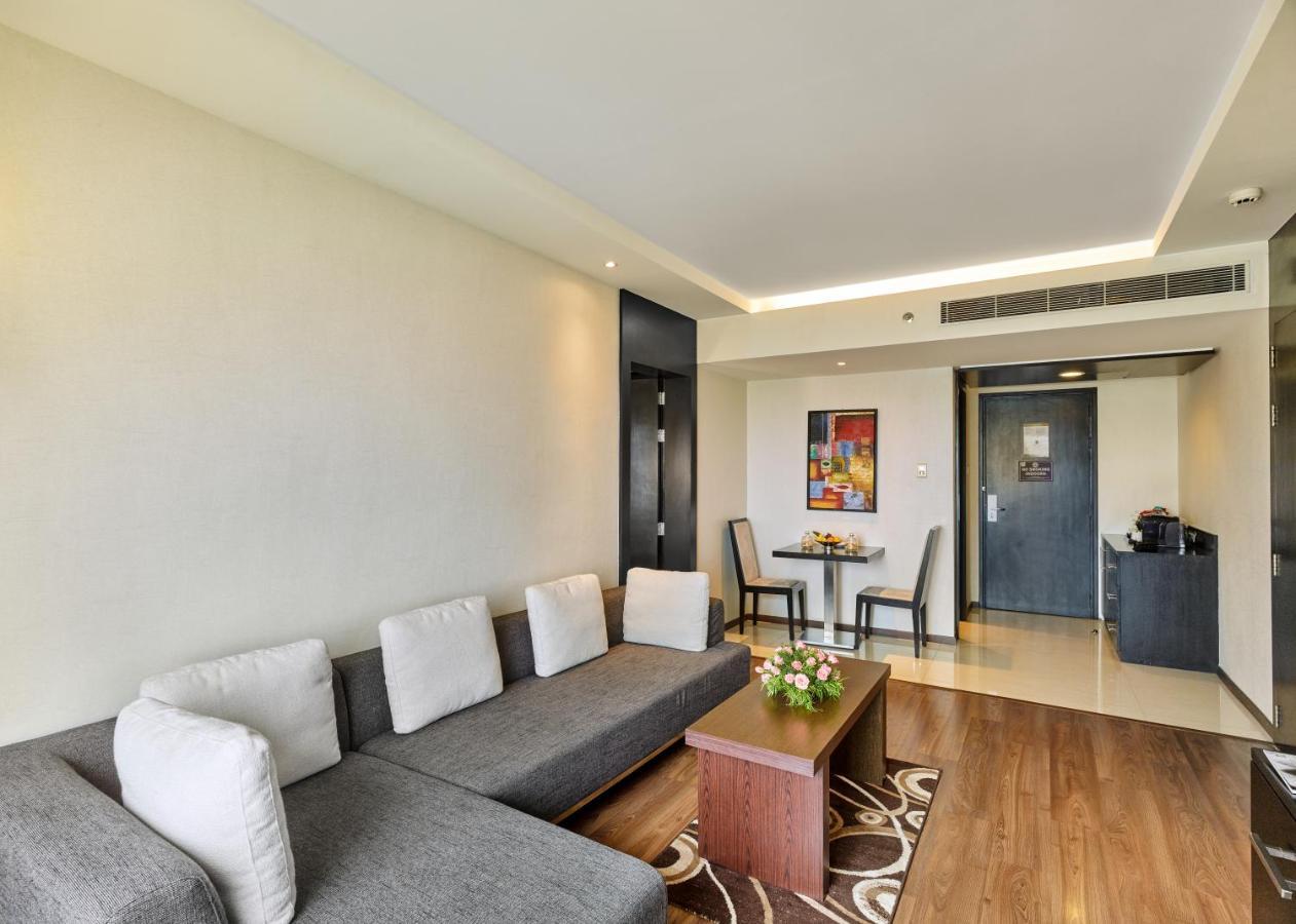 Hycinth Hotels Thiruvananthapuram Kültér fotó