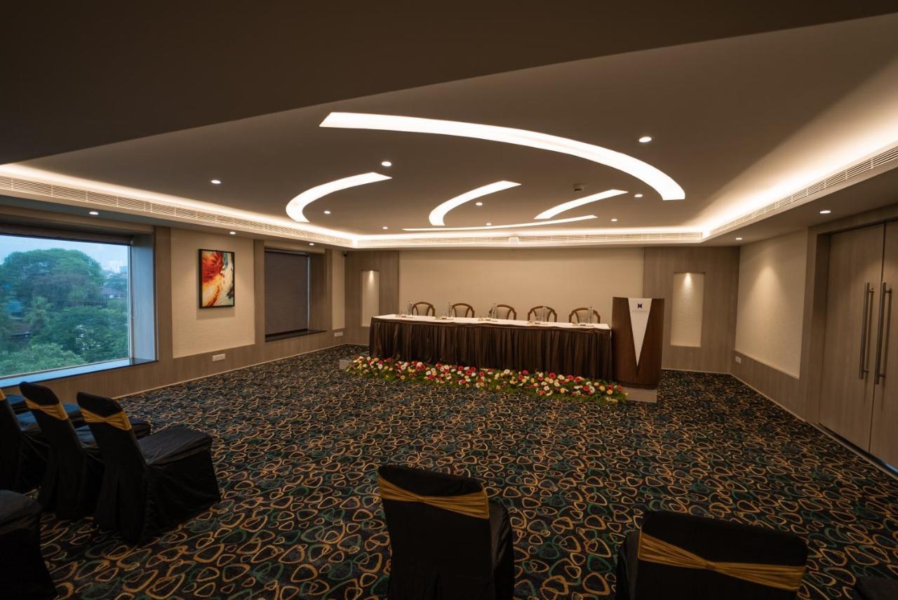 Hycinth Hotels Thiruvananthapuram Kültér fotó