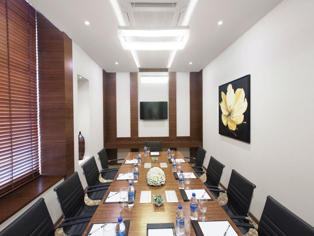 Hycinth Hotels Thiruvananthapuram Kültér fotó